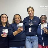 Confraternização aniversário mensal com colaboradores do mês.