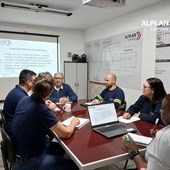 Sala de reunião, acreditamos que reuniões é a forma mais eficiente de evolução de todos.
